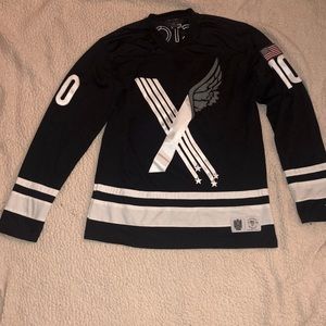 10 deep hockey jersey